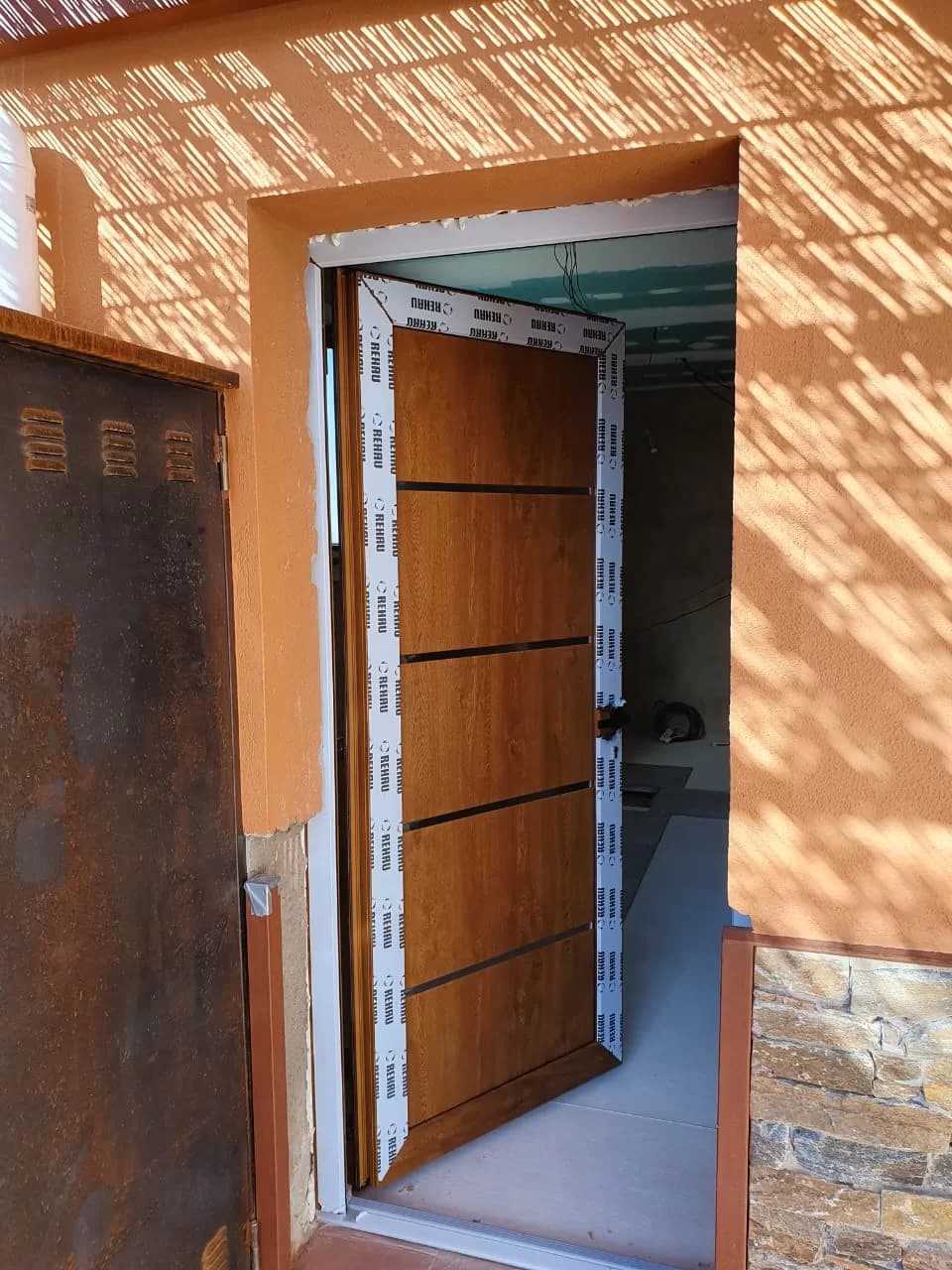 Porta d’entrada de PVC